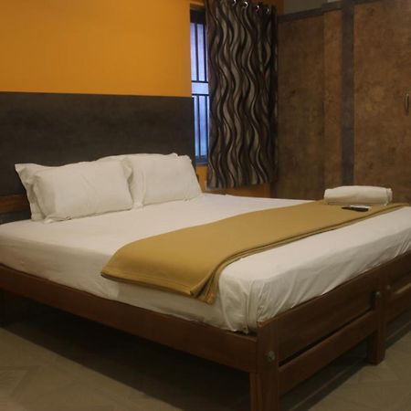 Hotel Sikara, كومباكونام المظهر الخارجي الصورة
