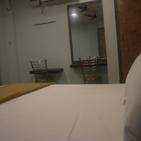 Hotel Sikara, كومباكونام المظهر الخارجي الصورة